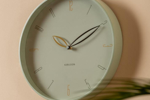 Dizajnové nástenné hodiny